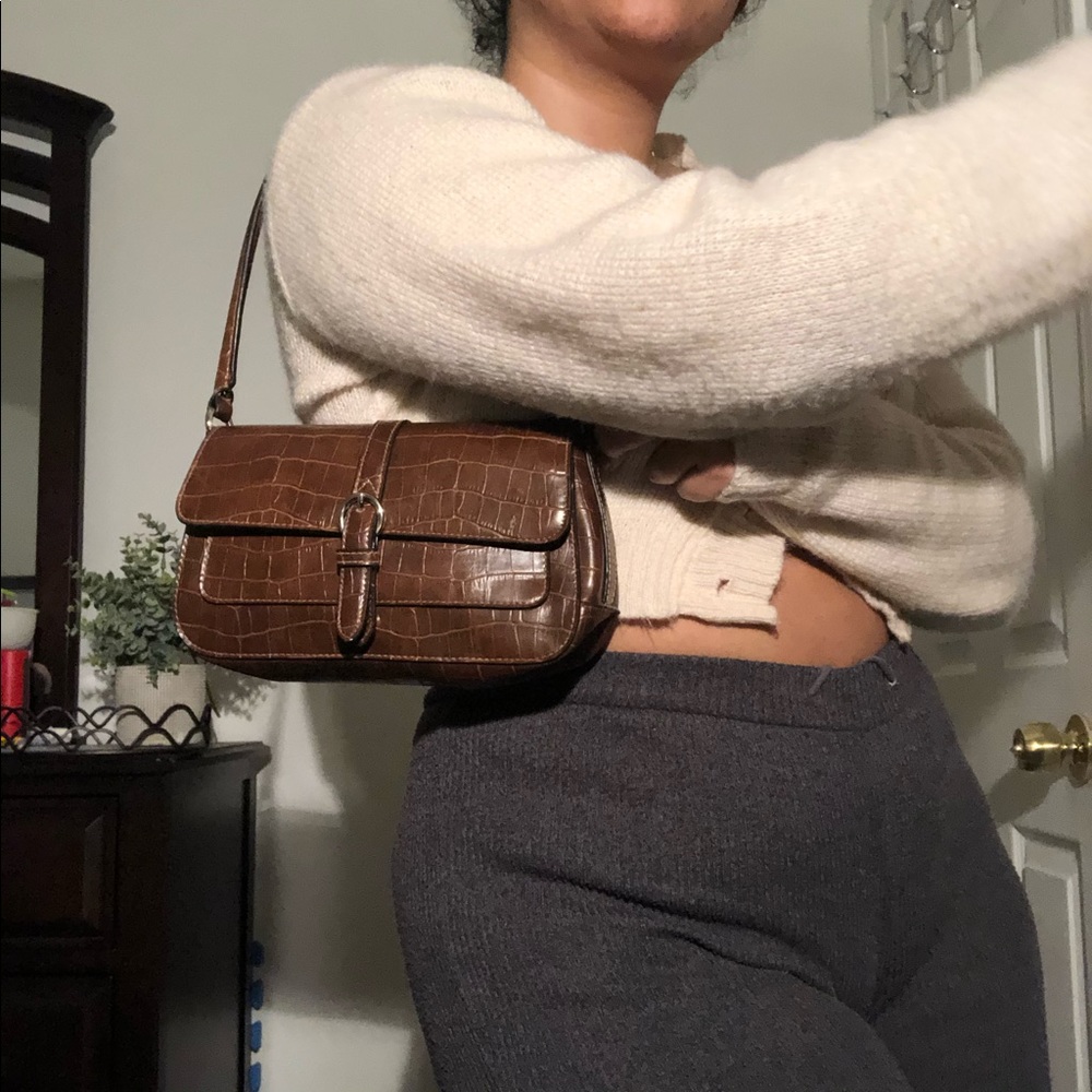 Super Cute 90s Croc Shoulder Bag ✨